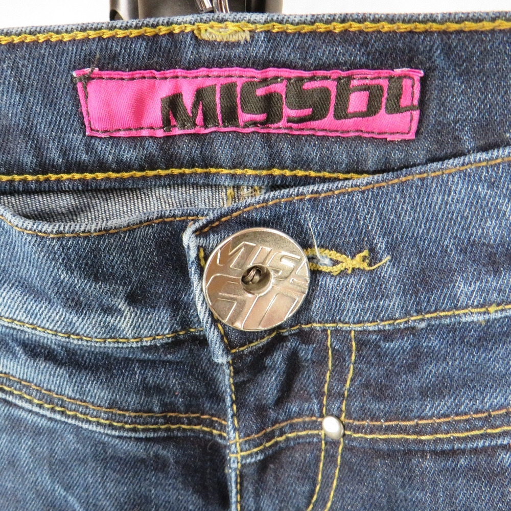 Miss Sixty Low-rise Jeans - Picture 4 of 9